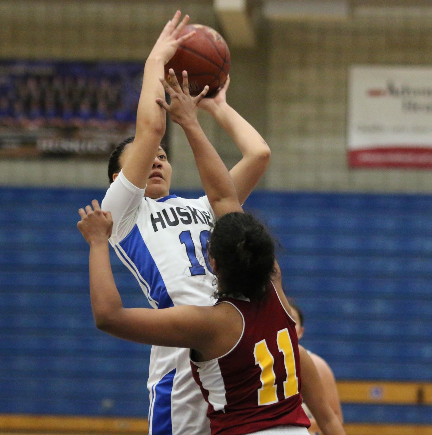 Learning curve: Turnover-prone Huskies drop to 2-6